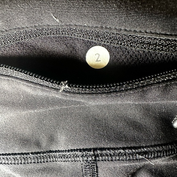 Lulu Lemon Black Leggings with White Accents - Picture 5 of 5